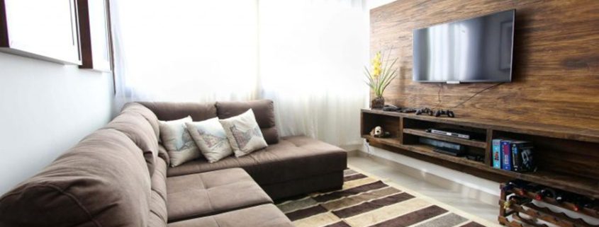 Cómo Fijar el Barral de la Cortina