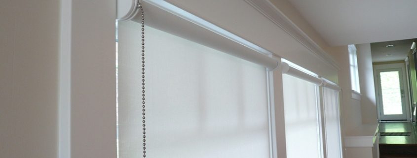 Cómo Funcionan las Cortinas BlackOut Reduciendo el Consumo de Electricidad